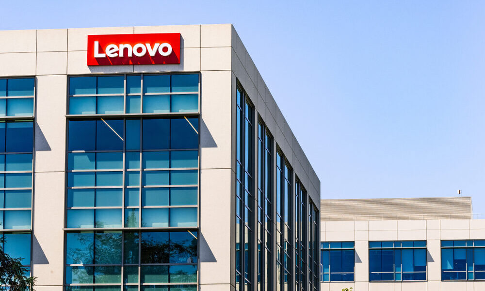 Lenovo Yoga Slim 7x Copilot+ in offerta