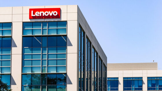 Lenovo Yoga Slim 7x Copilot+ in offerta