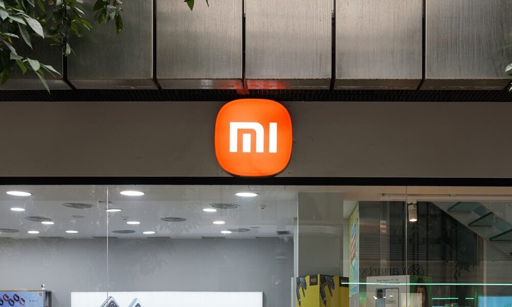 Xiaomi 18 Fold smartphone pieghevole