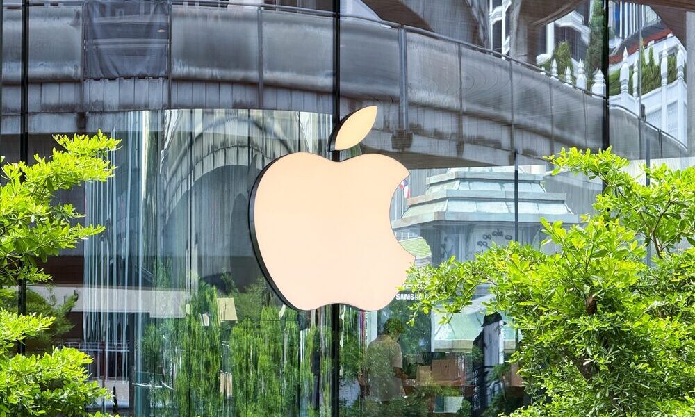 Apple Watch con app di monitoraggio allenamenti